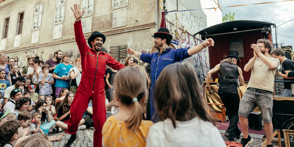 Tickets Von Routine zu Ruhm - Bagatellis Kompagnie,  in Jena